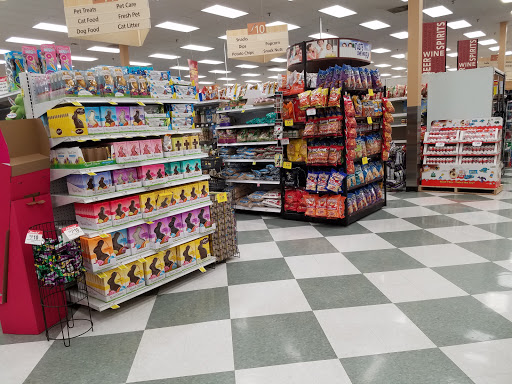 Grocery Store «Schnucks», reviews and photos, 2030 Dorsett Rd, Maryland Heights, MO 63043, USA