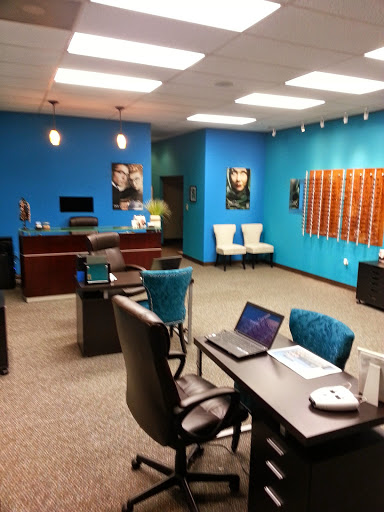 Eye Care Center «Eyeworks of Brookhaven», reviews and photos, 4060 Peachtree Rd NE, Atlanta, GA 30319, USA