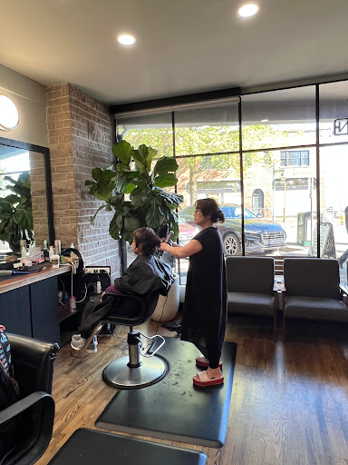 Beauty Salon «88 Kirkland Salon», reviews and photos, 88 Kirkland Ave, Kirkland, WA 98033, USA