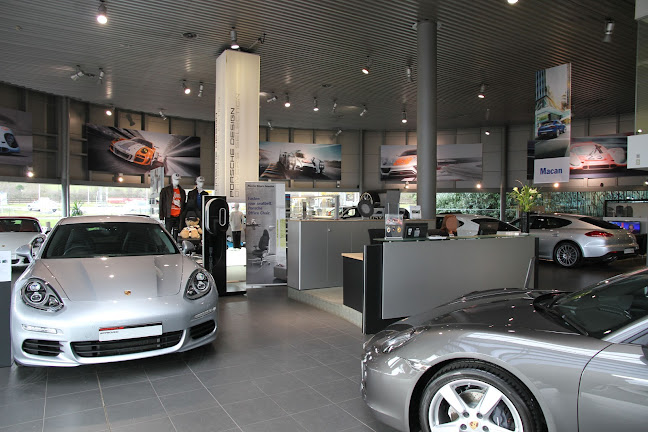 Reviews of Porsche Centre Bristol in Bristol - Car dealer