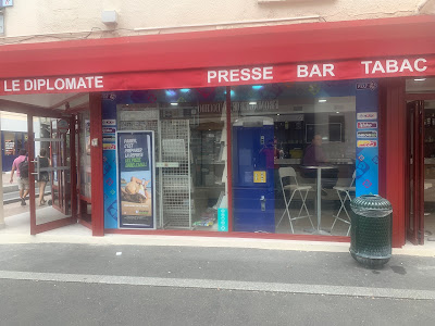 LE DIPLOMATE, TABAC, Bar, Brasserie, FDJ, Presse et Vape à Puteaux