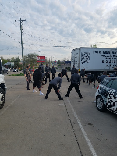 Moving and Storage Service «Two Men and a Truck», reviews and photos, 5930 Cheviot Rd, Cincinnati, OH 45247, USA