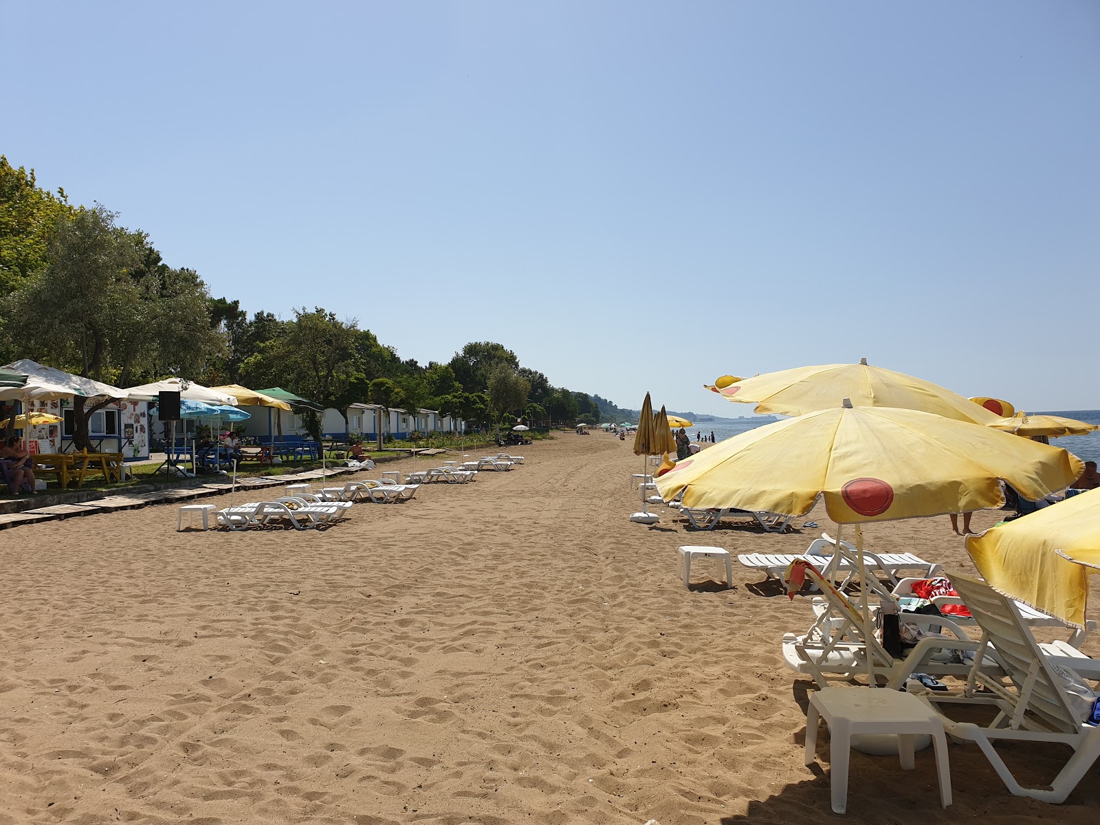 Φωτογραφία του Yalova Plaji - δημοφιλές μέρος μεταξύ λάτρεις της χαλάρωσης