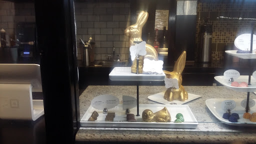 Chocolate Shop «Le Chocoholique», reviews and photos, 601 N High St, Columbus, OH 43215, USA