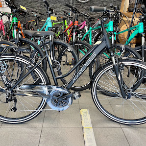 QuiqueCicle | Venta de bicicletas, Taller y Accesorios en Sevilla nº, Av. de Ramón y Cajal, 47, 41005 Sevilla, España