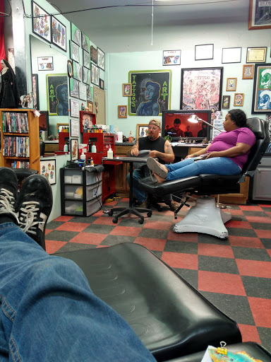 Tattoo Shop «Hall of Tattoos», reviews and photos, 328 E Main St, Norman, OK 73069, USA