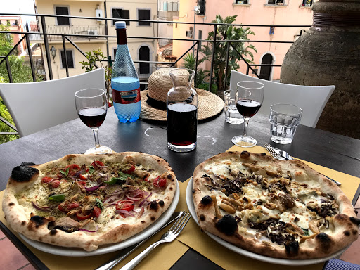 Villa Zuccaro Pizzeria Taormina in Taormina, Città Metropolitana di Messina