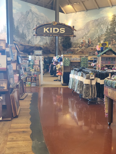 Sporting Goods Store «Bass Pro Shops», reviews and photos, 7777 Victoria Gardens Ln, Rancho Cucamonga, CA 91739, USA