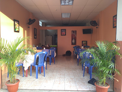 Restaurant Familiar 2019 - Avenida 2 NE 412, Guayaquil 090513, Ecuador