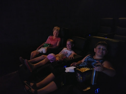 Movie Theater «Zephyrhills Cinema 10», reviews and photos, 6848 Gall Blvd, Zephyrhills, FL 33542, USA