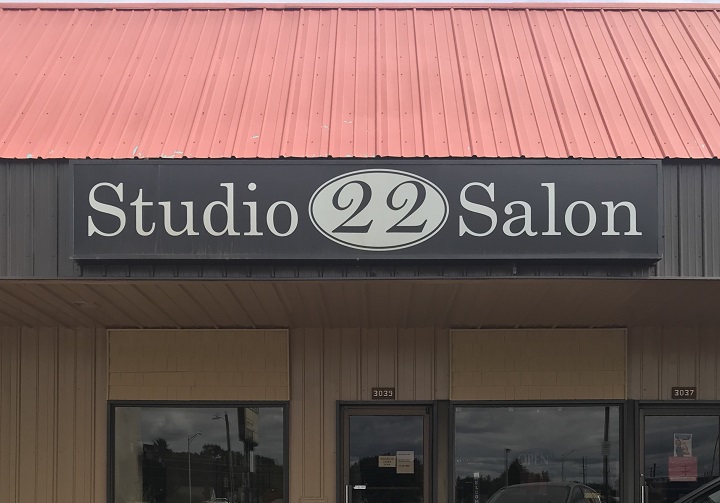 Studio 22 Salon