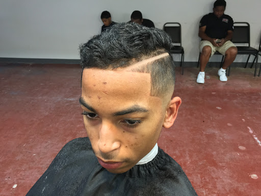 Barber Shop «Lakewood Barbershop», reviews and photos, 6006 100th St SW #101, Lakewood, WA 98499, USA