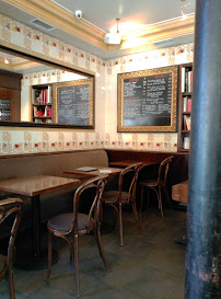 Atmosphère du Restaurant Le Village Monge à Paris - n°12