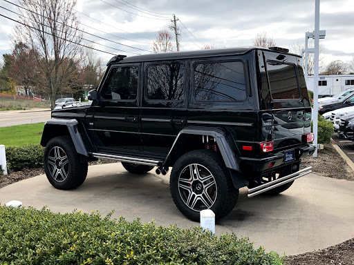 Mercedes Benz Dealer «Mercedes-Benz of Southampton», reviews and photos, 575 County Rd 39, Southampton, NY 11968, USA