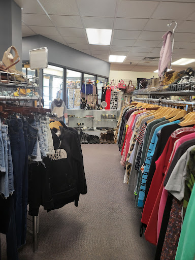 Consignment Shop «Body Expressions Consignment», reviews and photos, 102 W 5th St, Chaska, MN 55318, USA
