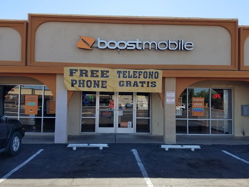 Boost Mobile Store, 4031 N 24th St, Phoenix, AZ 85016, USA, 