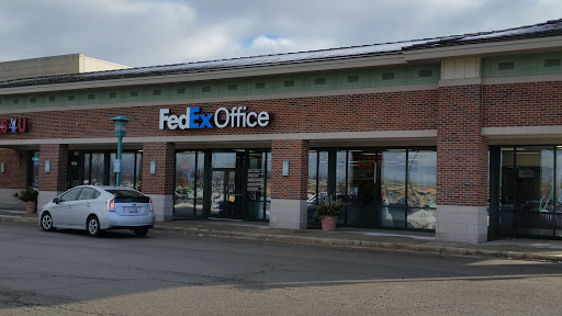 Print Shop «FedEx Office Print & Ship Center», reviews and photos, 160 Biesterfield Rd, Elk Grove Village, IL 60007, USA