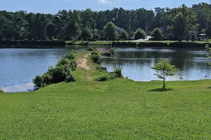 Oak Grove Lake Park image
