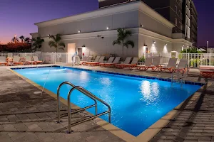 Holiday Inn & Suites Orlando - International Dr S, an IHG Hotel image