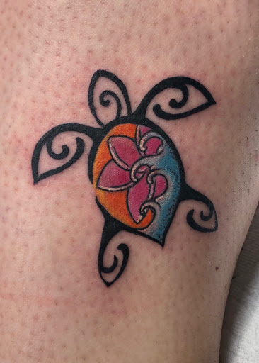 Tattoo Shop «Nine Lives Tattoo», reviews and photos, 61 N Holladay Dr, Seaside, OR 97138, USA