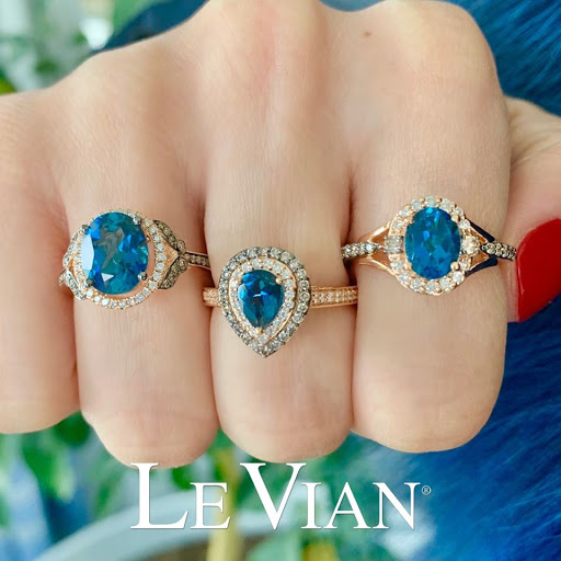 Jeweler «Benchmark Jewelers - The Parks at Arlington», reviews and photos, 3811 S Cooper St #1112, Arlington, TX 76015, USA