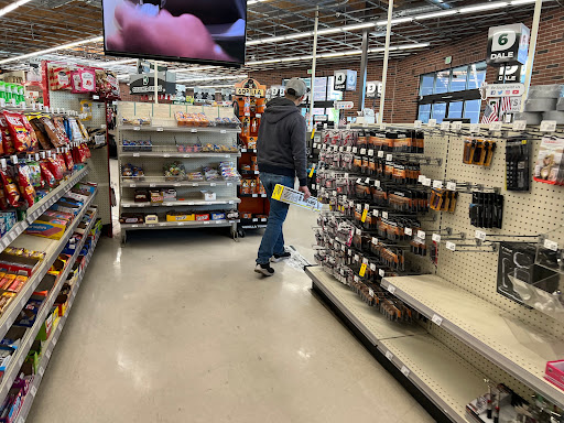 Hardware Store «Dale Hardware Inc», reviews and photos, 3700 Thornton Ave, Fremont, CA 94536, USA