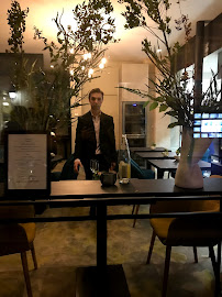 Atmosphère du Restaurant gastronomique OKA à Paris - n°7
