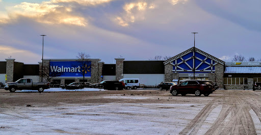 Department Store «Walmart Supercenter», reviews and photos, 2500 Lake Shore Dr E, Ashland, WI 54806, USA