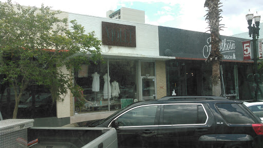 Violet, 1007 Park St, Jacksonville, FL 32204, USA, 