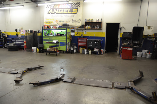 Tire Shop «R & T Tire Pros», reviews and photos, 17016 Clover Rd, Noblesville, IN 46060, USA