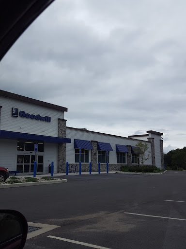 Thrift Store «Goodwill Oxford Store & Donation Station», reviews and photos