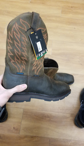 Home Improvement Store «L & M Supply», reviews and photos, 1400 S Pokegama Ave, Grand Rapids, MN 55744, USA