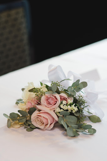 Florist «Lake Zurich Florist», reviews and photos, 34 E Main St, Lake Zurich, IL 60047, USA