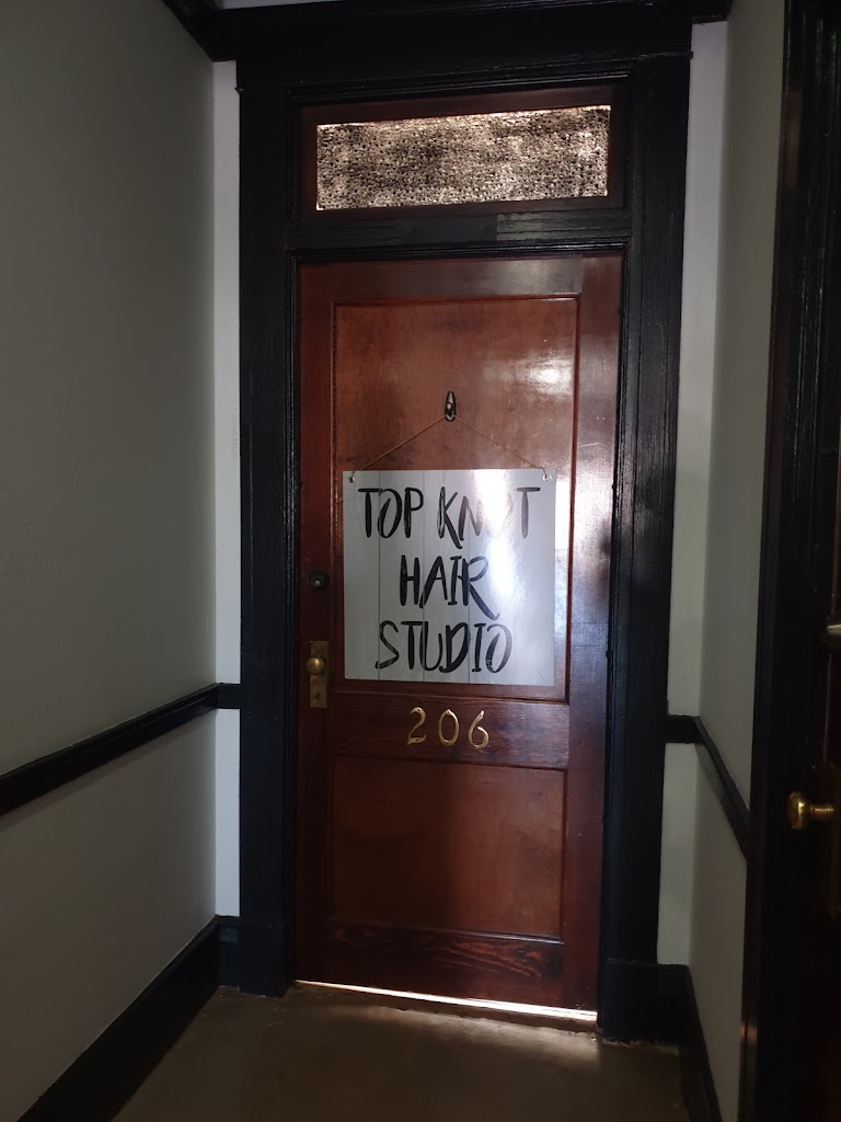 Top Knot Hair Studio 75165