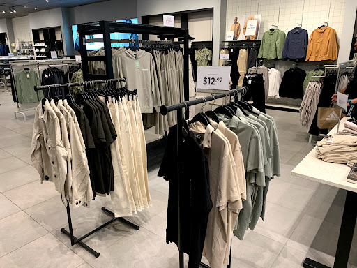 Clothing Store «H&M», reviews and photos, 11401 NW 12th St, Miami, FL 33172, USA