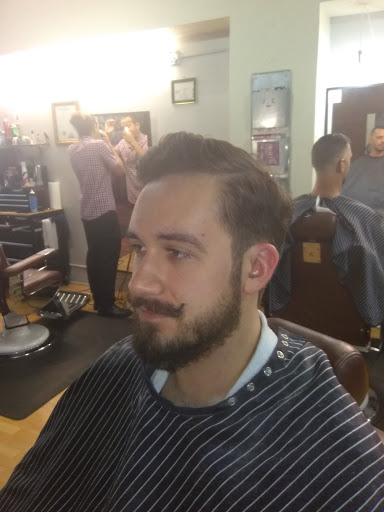 Barber Shop «Traditions Barbershop», reviews and photos, 109 E Church St, Orlando, FL 32801, USA