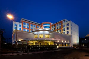 Cavinton Hotel Yogyakarta by Tritama Hospitality image