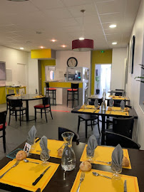 Atmosphère du Restaurant ESAT RECUR : prestataire multiservice à Bayonne - n°1