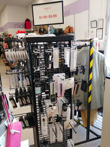 Clothing Store «K&G Fashion Superstore», reviews and photos, 908 Morse Rd, Columbus, OH 43229, USA