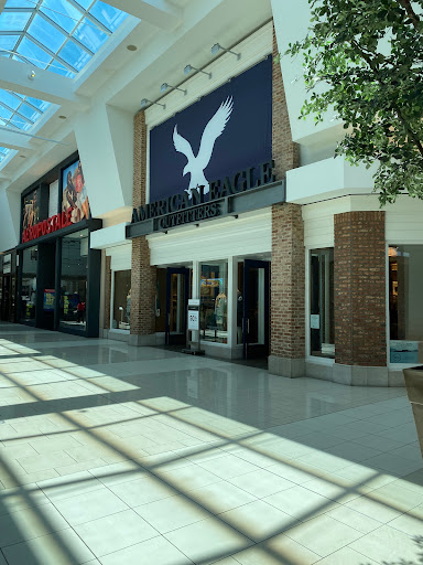 Shopping Mall «Cherry Hill Mall», reviews and photos, 2000 NJ-38, Cherry Hill, NJ 08002, USA