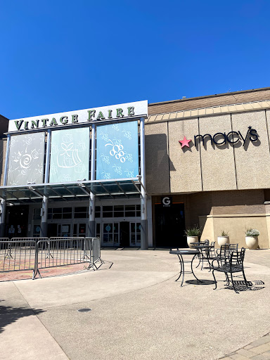 Shopping Mall «Vintage Faire Mall», reviews and photos, 3401 Dale Rd #483, Modesto, CA 95356, USA