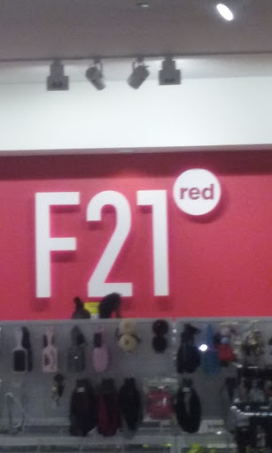 Clothing Store «F21 RED», reviews and photos, 121 Pavilion Pkwy A, Fayetteville, GA 30214, USA