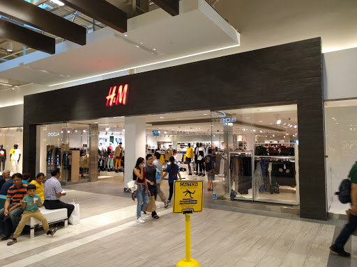 Clothing Store «H&M», reviews and photos, 1220 Great Mall Dr, Milpitas, CA 95035, USA