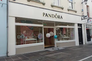 Pandora Jersey image