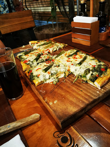 Montevideo parrilla - pizzas