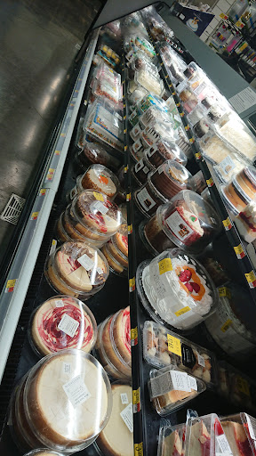 Discount Store «Walmart», reviews and photos, 3680 W Shaw Ave, Fresno, CA 93711, USA