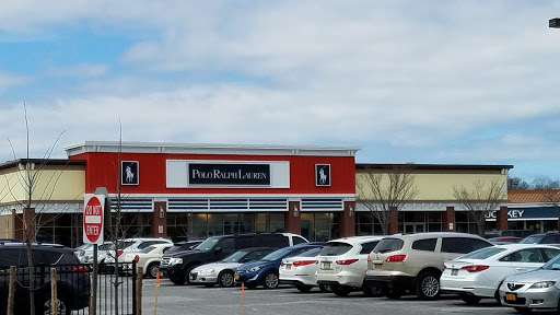 Outlet Mall «Tanger Outlet Riverhead», reviews and photos, 200 Tanger Mall Dr, Riverhead, NY 11901, USA