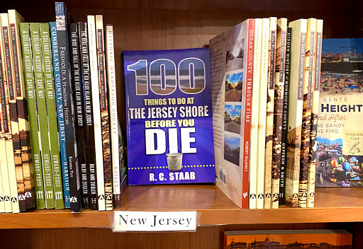 Book Store «BookTowne», reviews and photos, 171 Main St, Manasquan, NJ 08736, USA