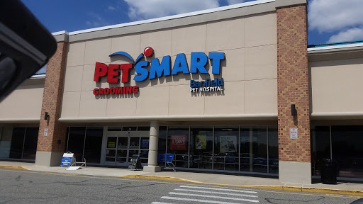Pet Supply Store «PetSmart», reviews and photos, 5857 NJ-42, Turnersville, NJ 08012, USA