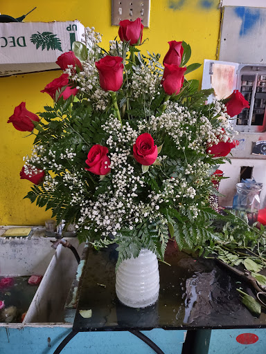 Florist «Flowers Vs Flowers», reviews and photos, 414 Main St, Paterson, NJ 07501, USA